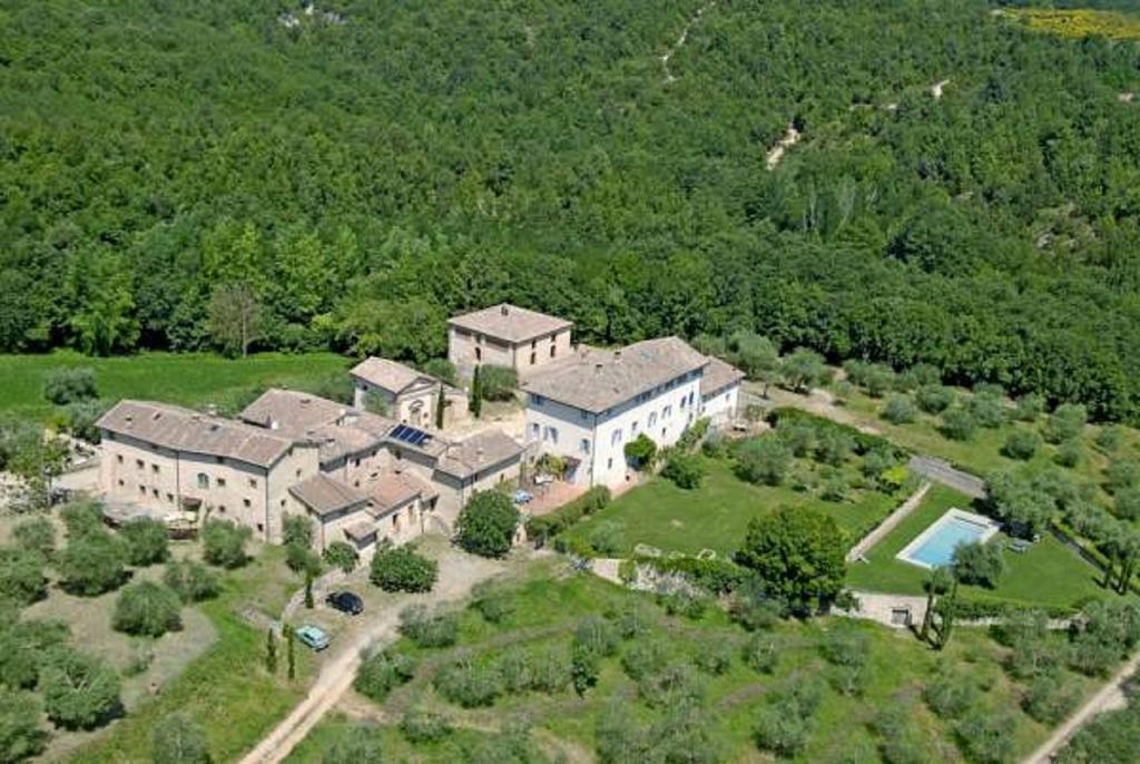 Agriturismo Borgo Personatina Совичиле Екстериор снимка