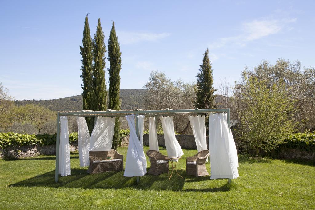 Agriturismo Borgo Personatina Совичиле Екстериор снимка