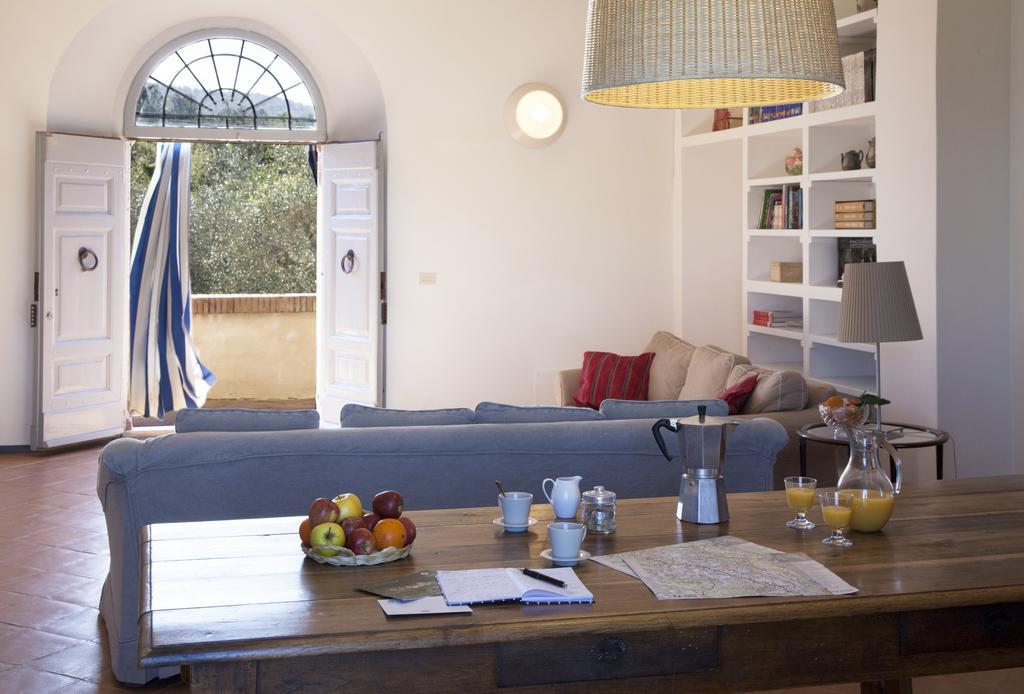 Agriturismo Borgo Personatina Совичиле Екстериор снимка
