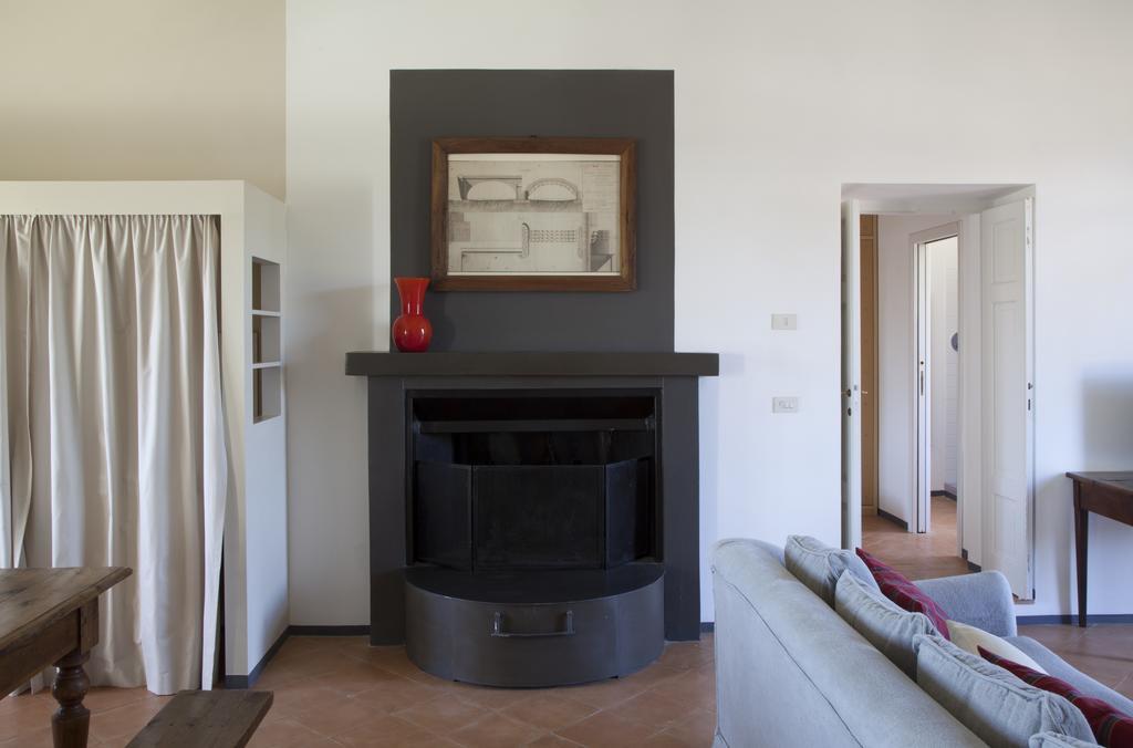 Agriturismo Borgo Personatina Совичиле Екстериор снимка