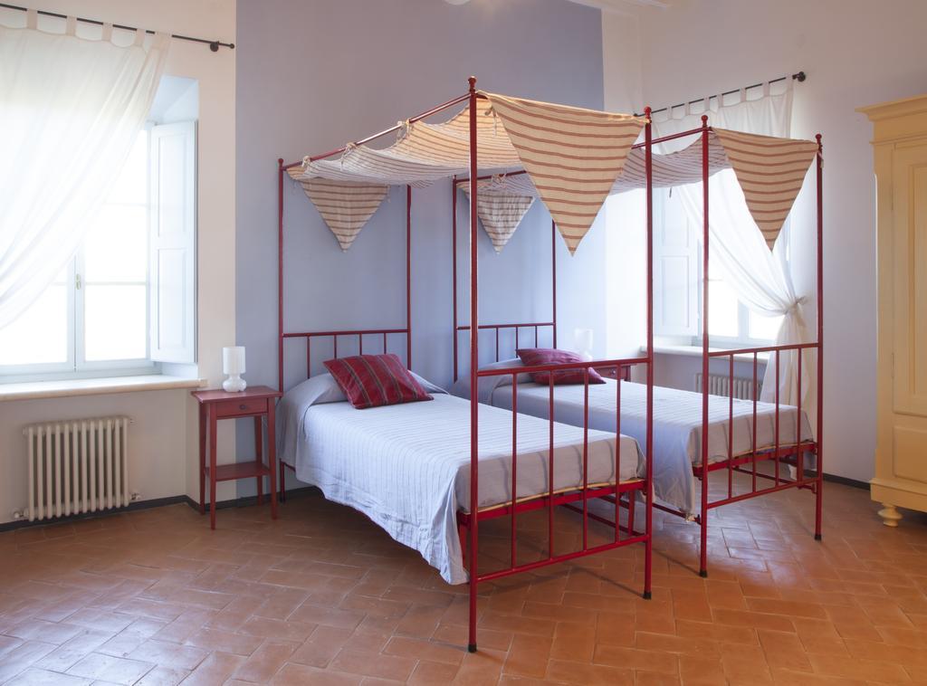 Agriturismo Borgo Personatina Совичиле Екстериор снимка