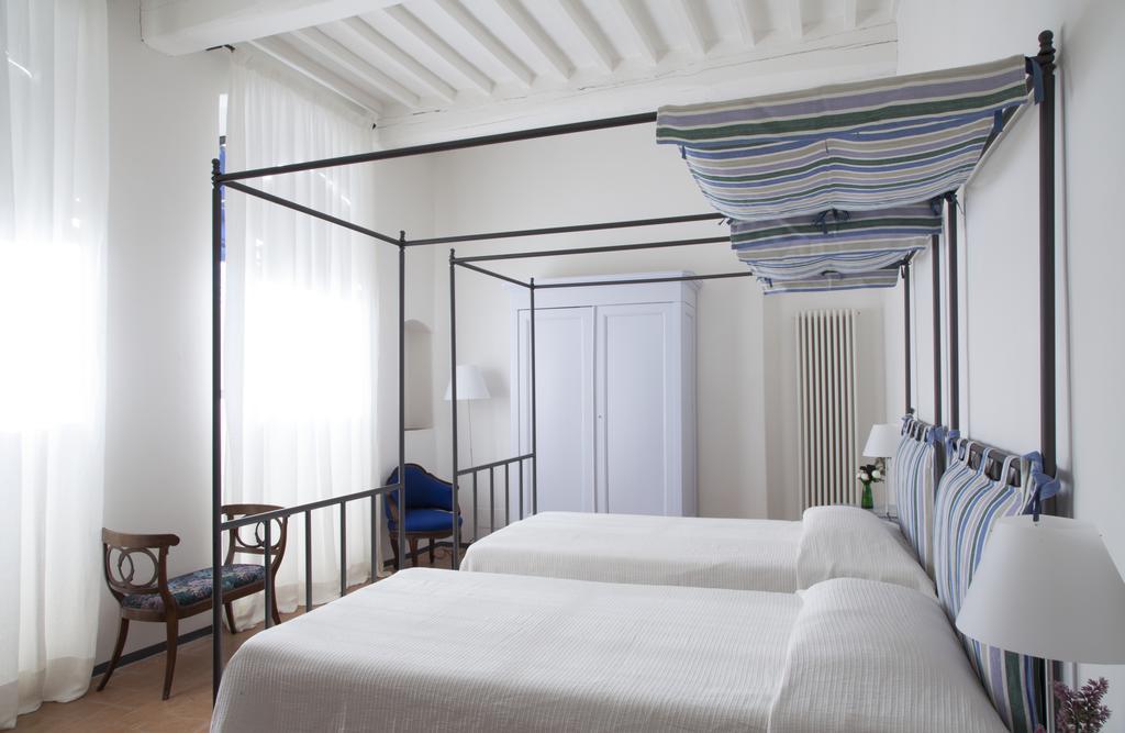 Agriturismo Borgo Personatina Совичиле Екстериор снимка