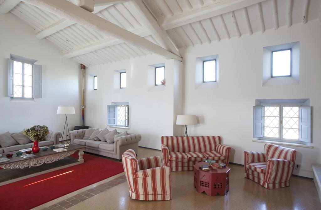 Agriturismo Borgo Personatina Совичиле Екстериор снимка