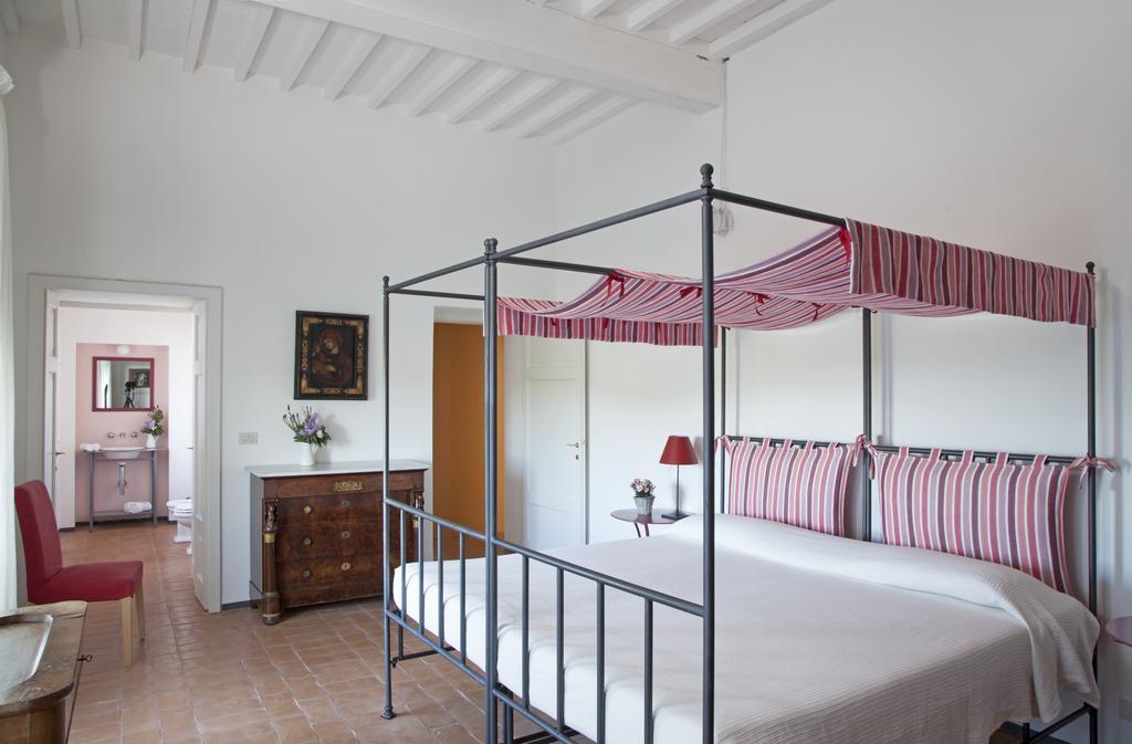 Agriturismo Borgo Personatina Совичиле Екстериор снимка