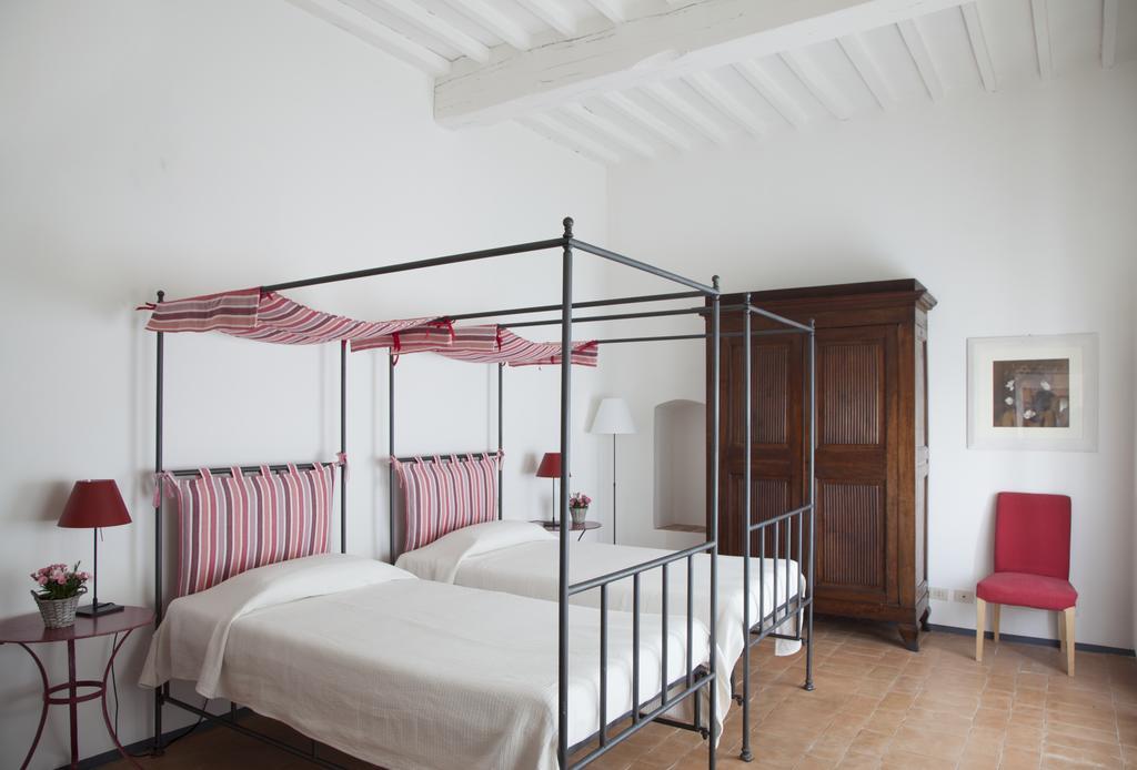 Agriturismo Borgo Personatina Совичиле Екстериор снимка