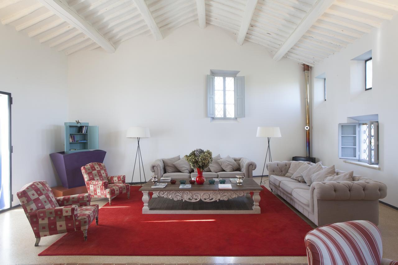 Agriturismo Borgo Personatina Совичиле Екстериор снимка