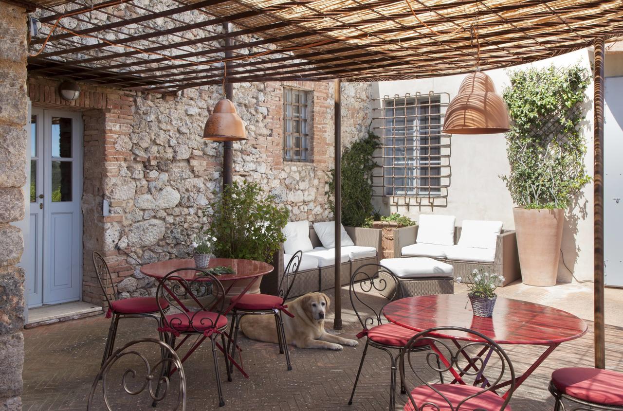 Agriturismo Borgo Personatina Совичиле Екстериор снимка