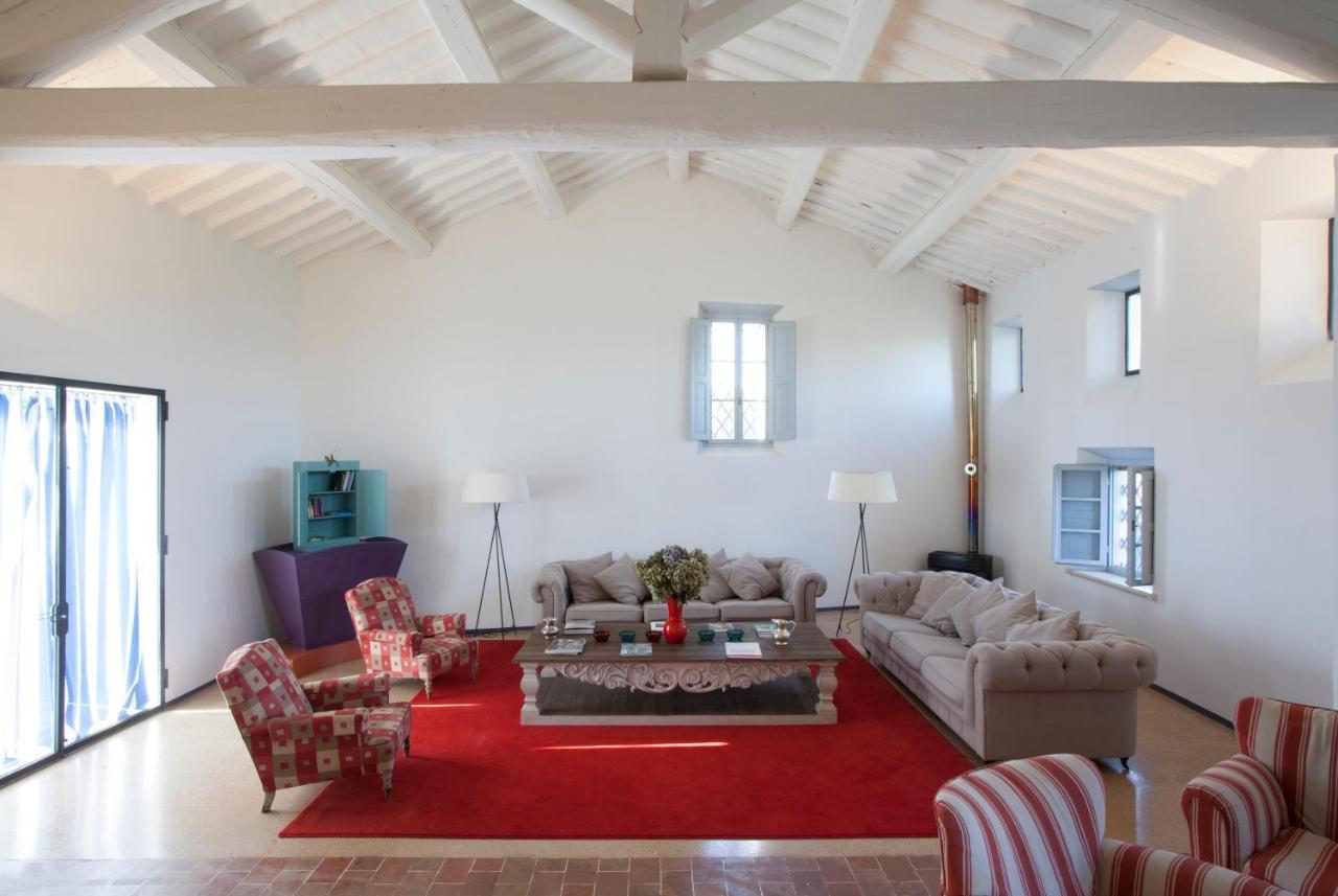 Agriturismo Borgo Personatina Совичиле Екстериор снимка